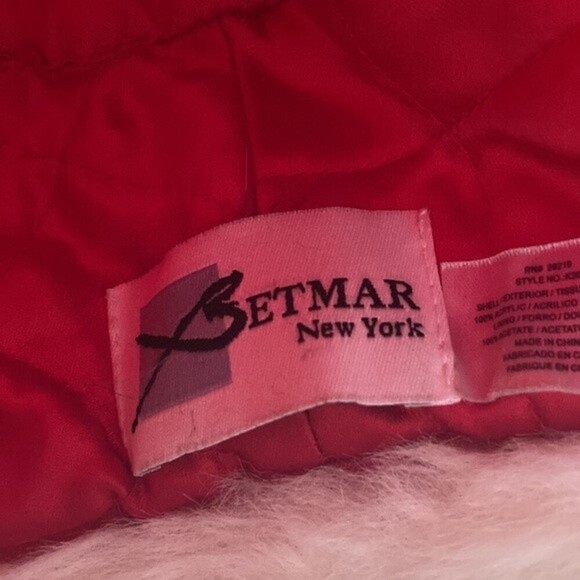 VINTAGE BETMAR NEW YORK FAUX FUR CREAM UNISEX BUCKET HAT main image 5